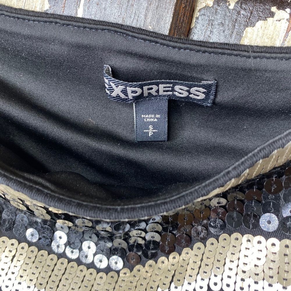 EUC Express sequined skirt. Size S. - Picture 4 of 9